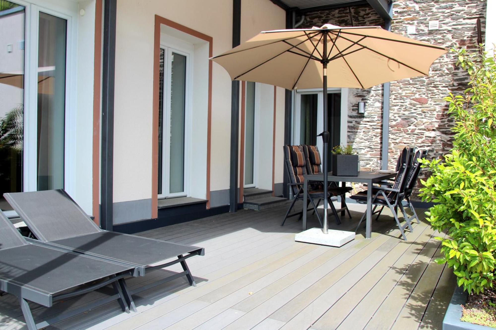 Moselromance - Luxusapartment - Grosse Terrasse - Ruhige Lage Трабен-Трарбах Экстерьер фото